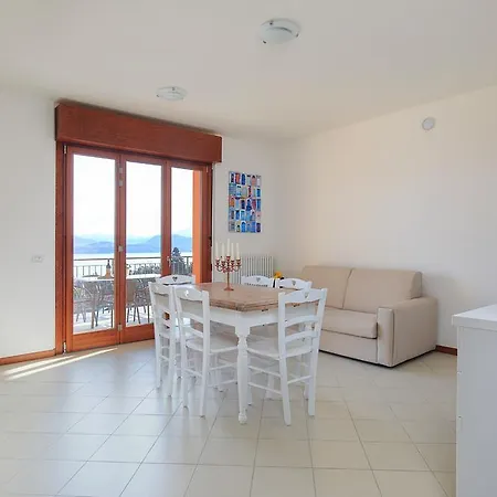 Belvedere - Vista Lago Apartment Stresa
